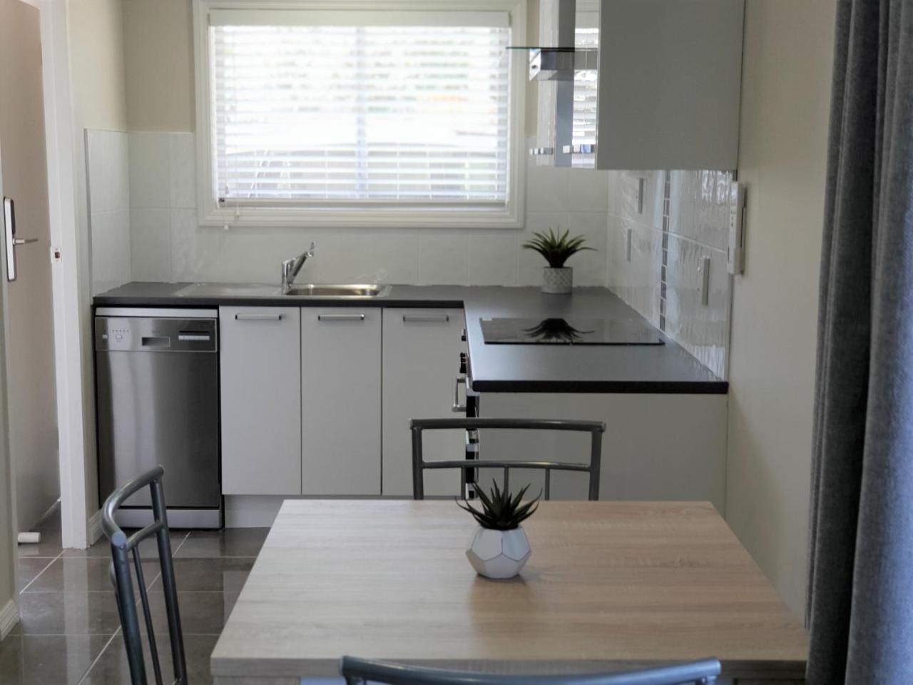 Rose Apartments Unit 6 Central Rotorua-Accommodation&Spa Exterior foto